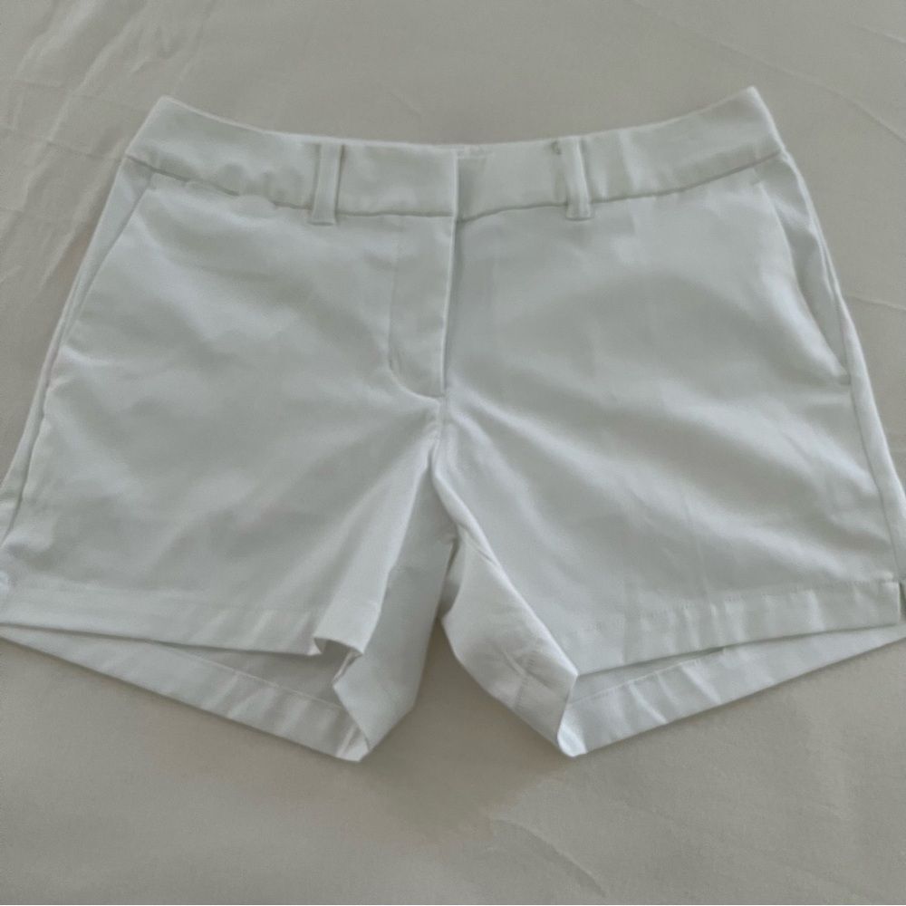 Nike Golf Dri-Fit Flex Chino Shorts in White, Size 4